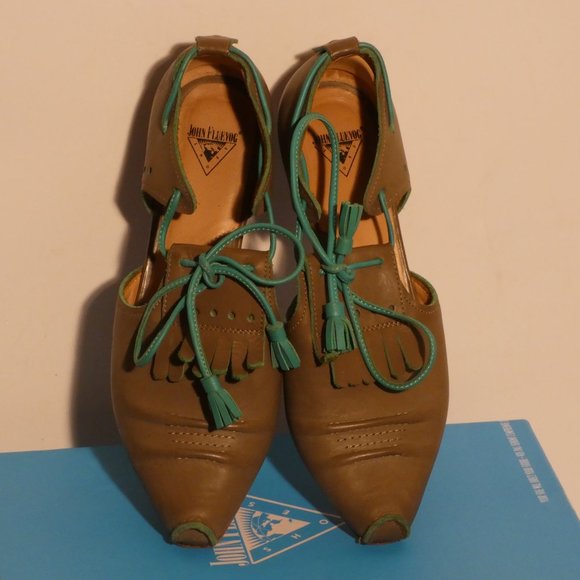 9- John Fluevog Mile End open-sided Kiltie Grey Leather Shoes 8 - Picture 6 of 11
